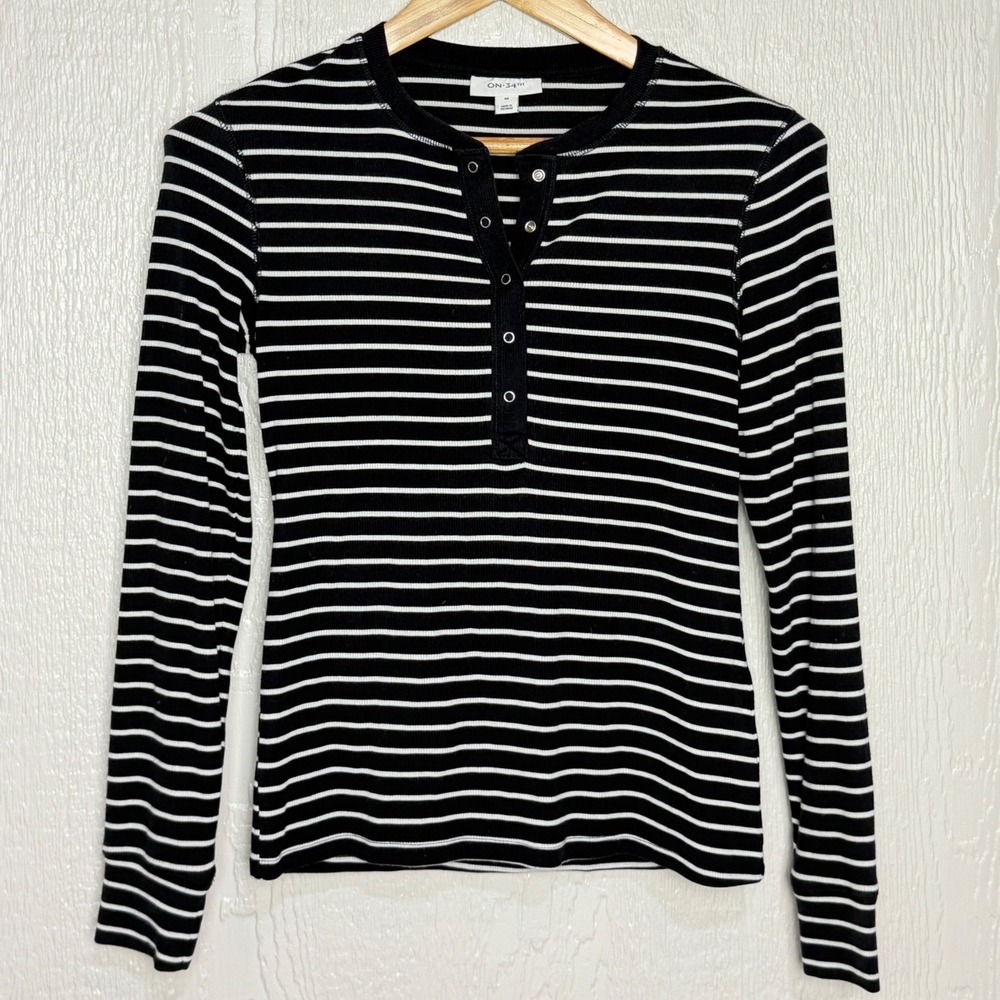 On 34th Womens Black White Striped Ribbed Henley Long Sleeve Top Size Medium